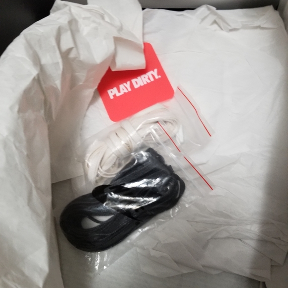 Nike dunk lux (undefeated) main image 8